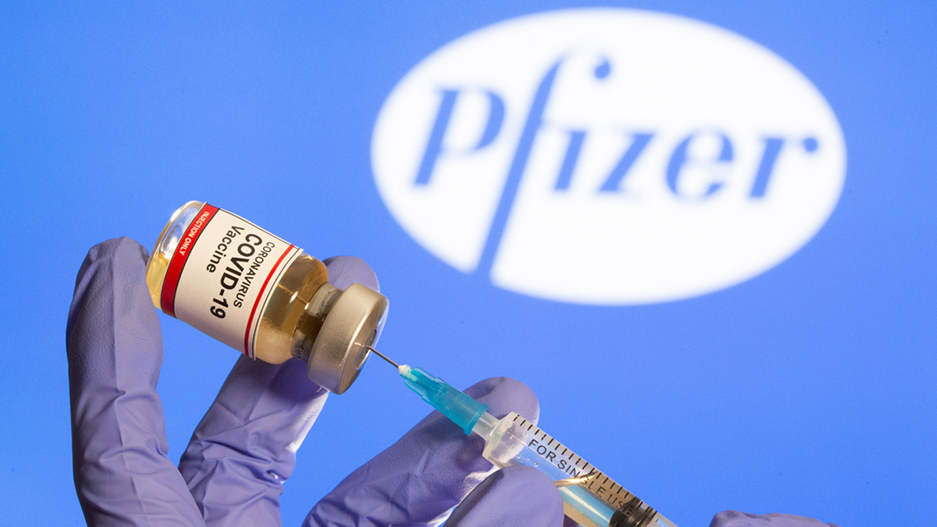 Қазақстан 300 мың доза Pfizer вакцинасына тапсырыс береді